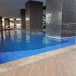 Luxo Na Beira Mar